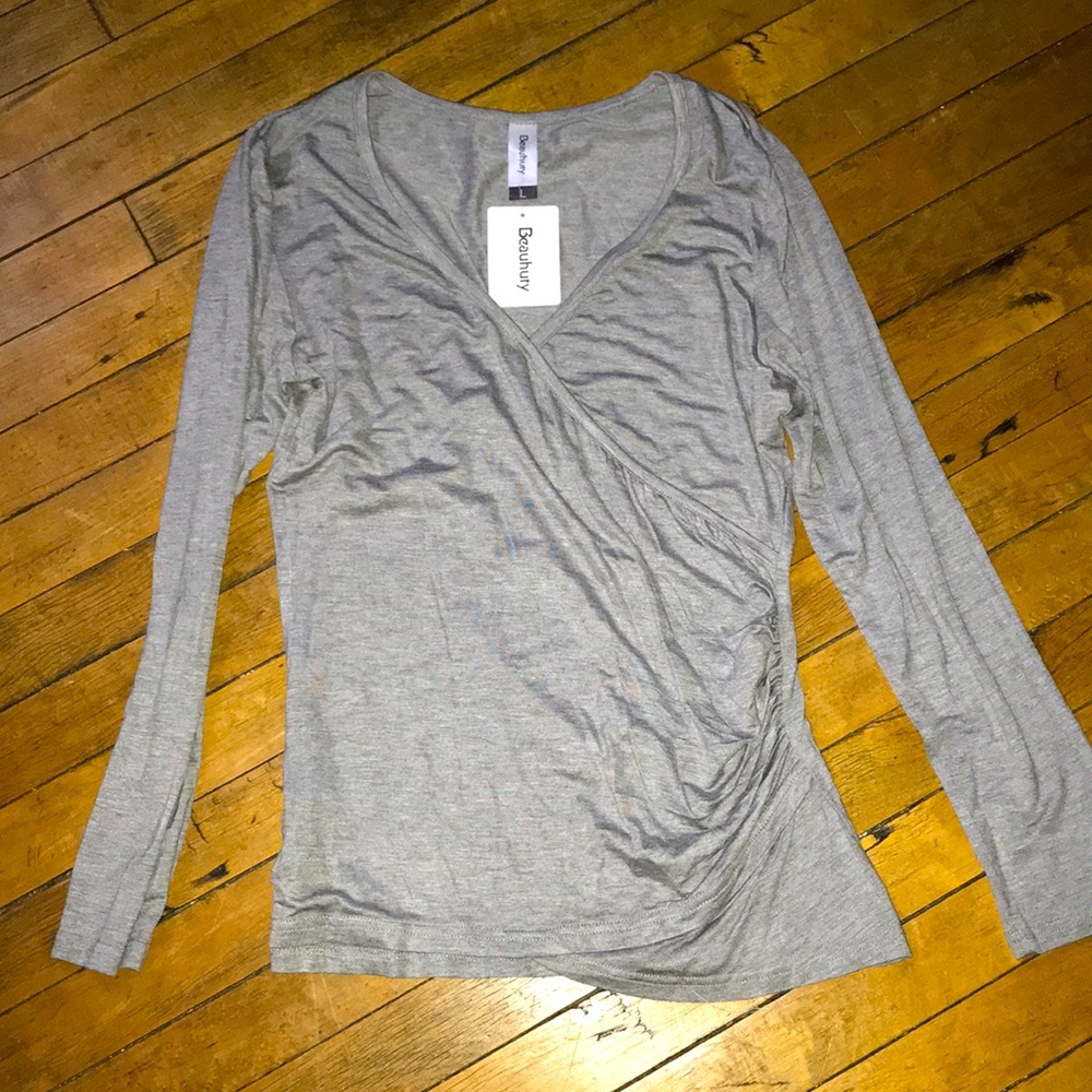 Beauhuty‎ top NWT